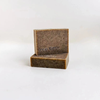 Black Seed Soap for dry and dull skin – moisturizing cold process bar on neutral background