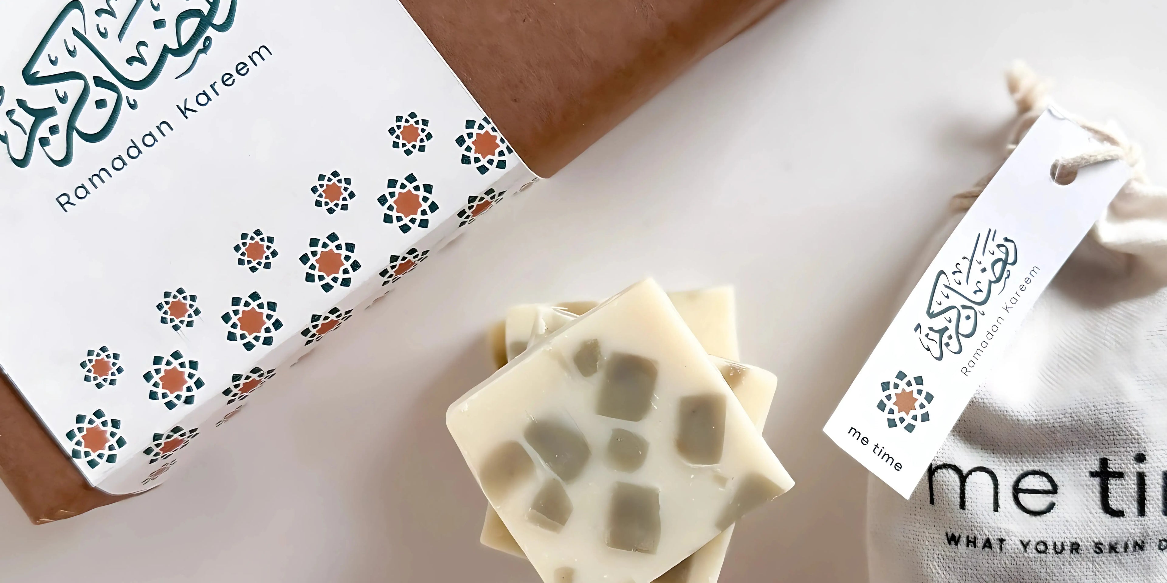 Elegant Ramadan gift set featuring handmade mini soaps perfect for thoughtful Ramadan 2025 gifting in the UAE.